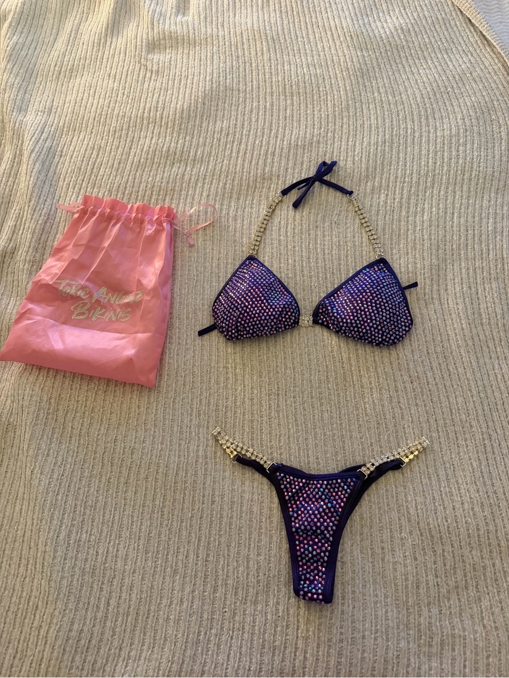 Crystal-Embellished Navy Bikini Set with Gold Chain Straps